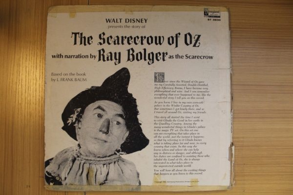 Walt Disney Presents The Story Of The Scarecrow Of Oz with Ray Bolger Online