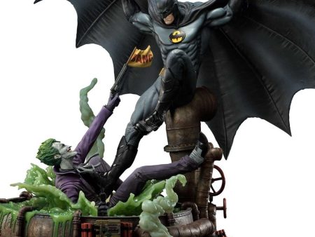 PRESALE | DC Comics - Batman vs. Joker - Deluxe Ultimate Museum Masterline 1:3 Scale Statue Supply